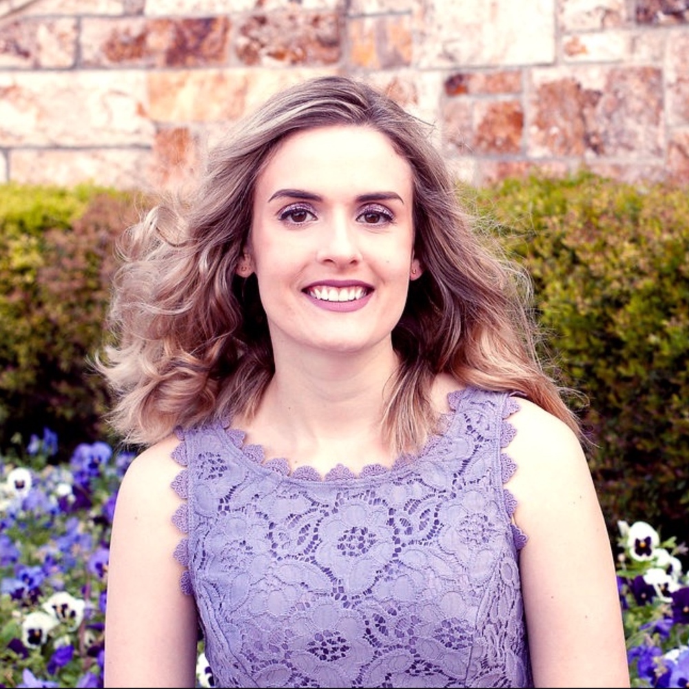 Meet your Posher, Alicea